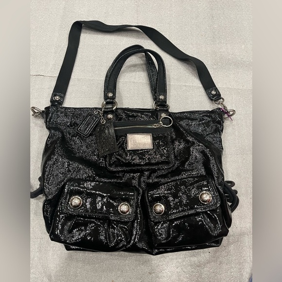 Coach Poppy Black Patent Leather Women's Hobo Tote Bag - Picture 1 of 11